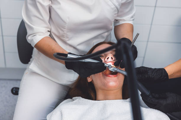 Best Weekend Emergency Dentist in Castle Rock, WA